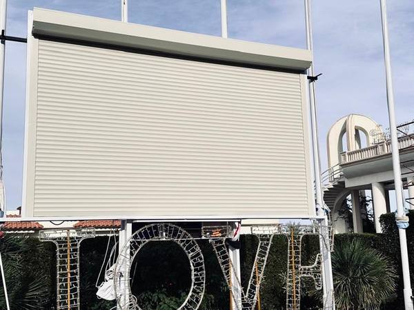 Screen and display shutter installation in Sharm El Sheikh, photo 8