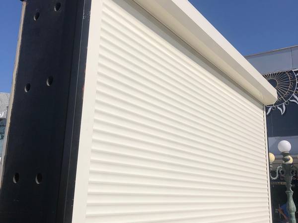Screen and display shutter installation in Sharm El Sheikh, photo 21